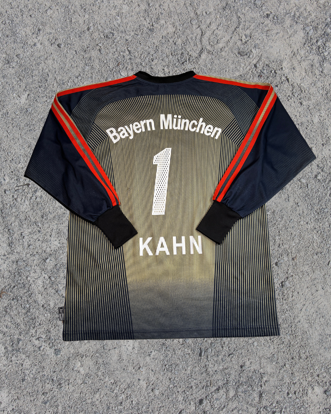 FC Bayern Trikot Torwart Kahn (S)