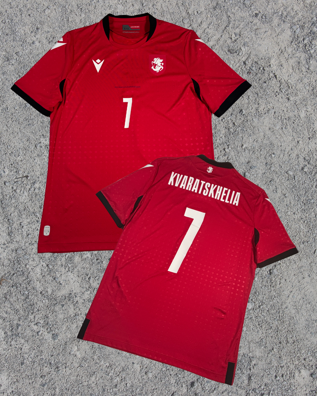 Georgien Trikot Kvaratskhelia (L)