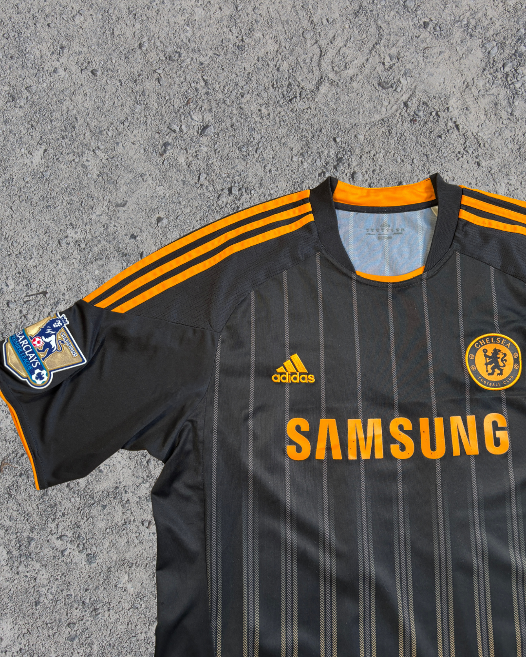 FC Chelsea Trikot Auswärts Drogba (XL) FC Chelsea Trikot Auswärts Drogba (XL)