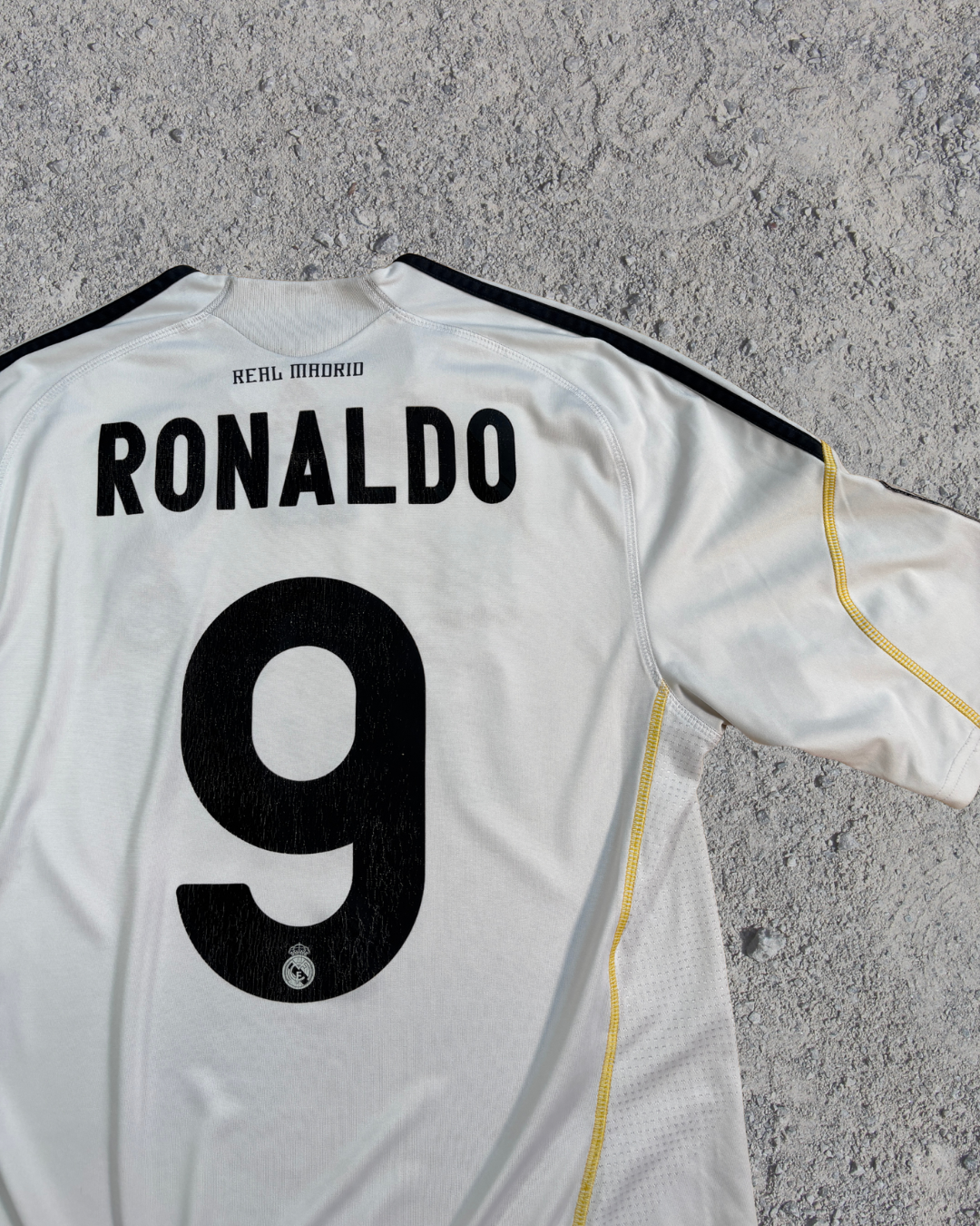 Real Madrid Trikot Ronaldo (L) Real Madrid Trikot Ronaldo (L)