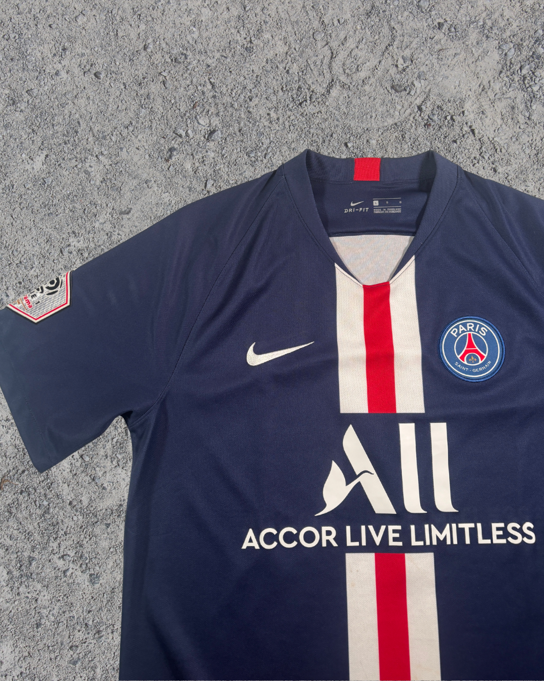 Paris Saint-Germain Trikot Mbappe (L) 