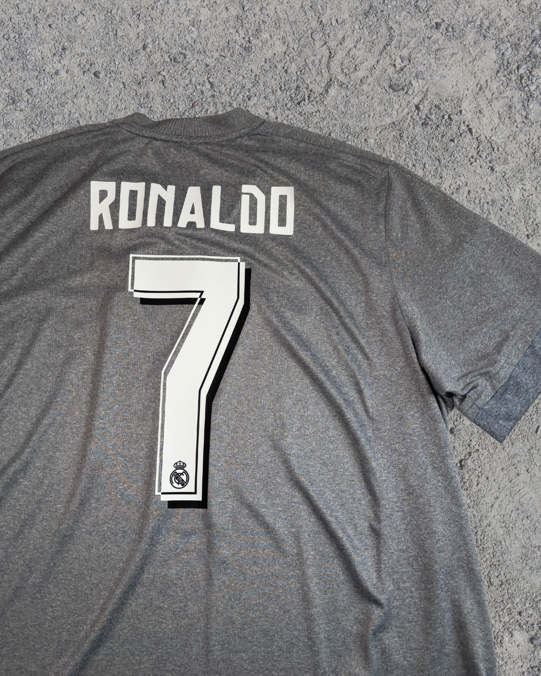 Real Madrid Trikot Auswärts Ronaldo (XL)  