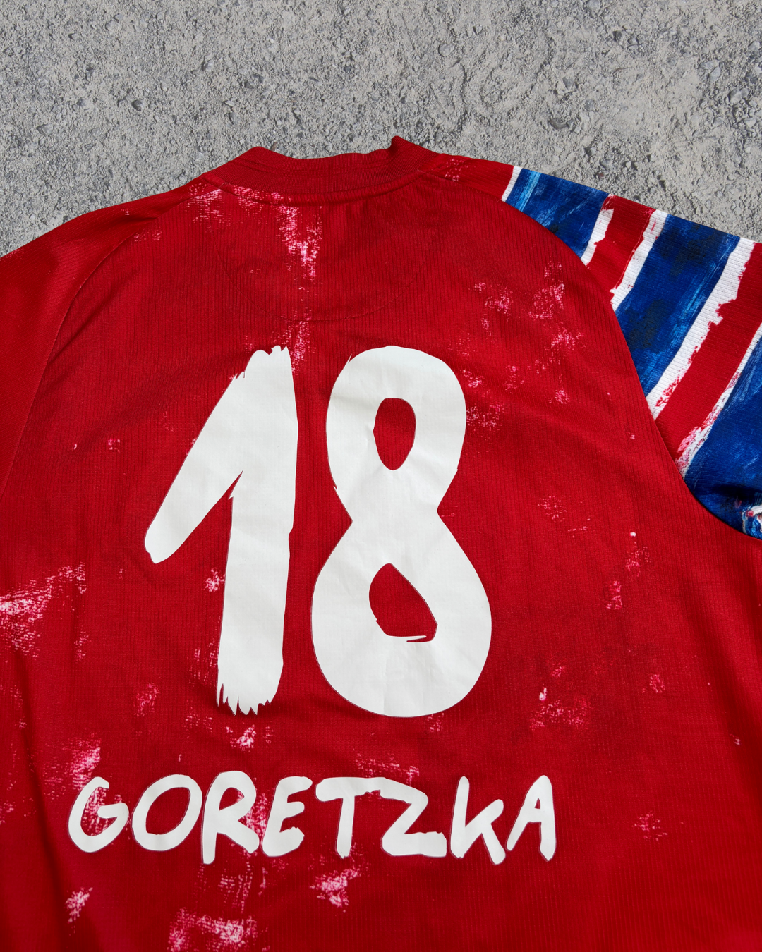 FC Bayern Sondertrikot Human Race x Pharrell Goretzka (S)
