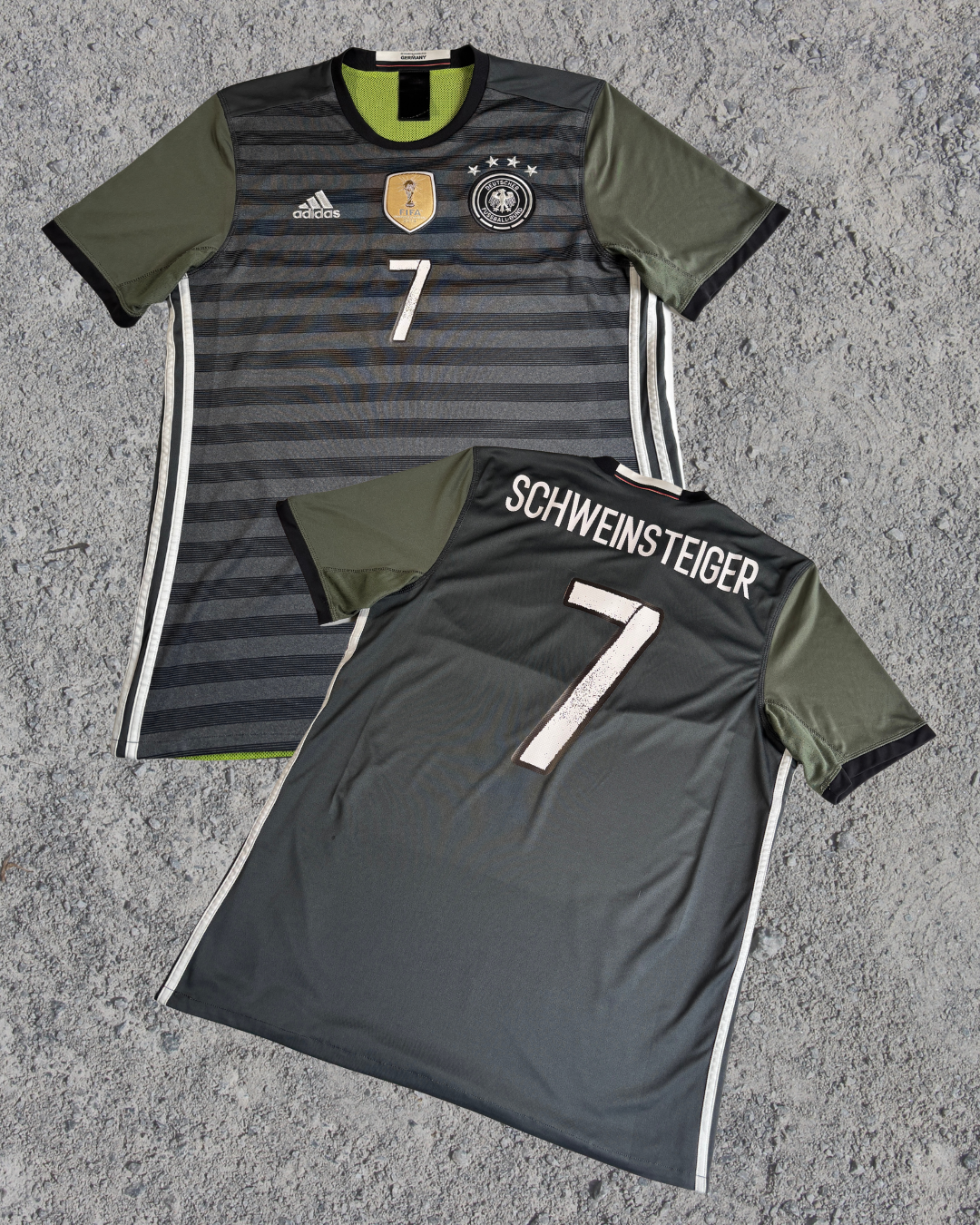 Deutschland Trikot Auswärts Schweinsteiger (L) 