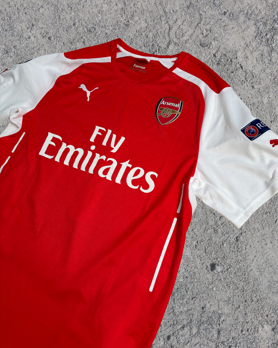Arsenal Trikot Özil (L) Arsenal Trikot Özil (L)