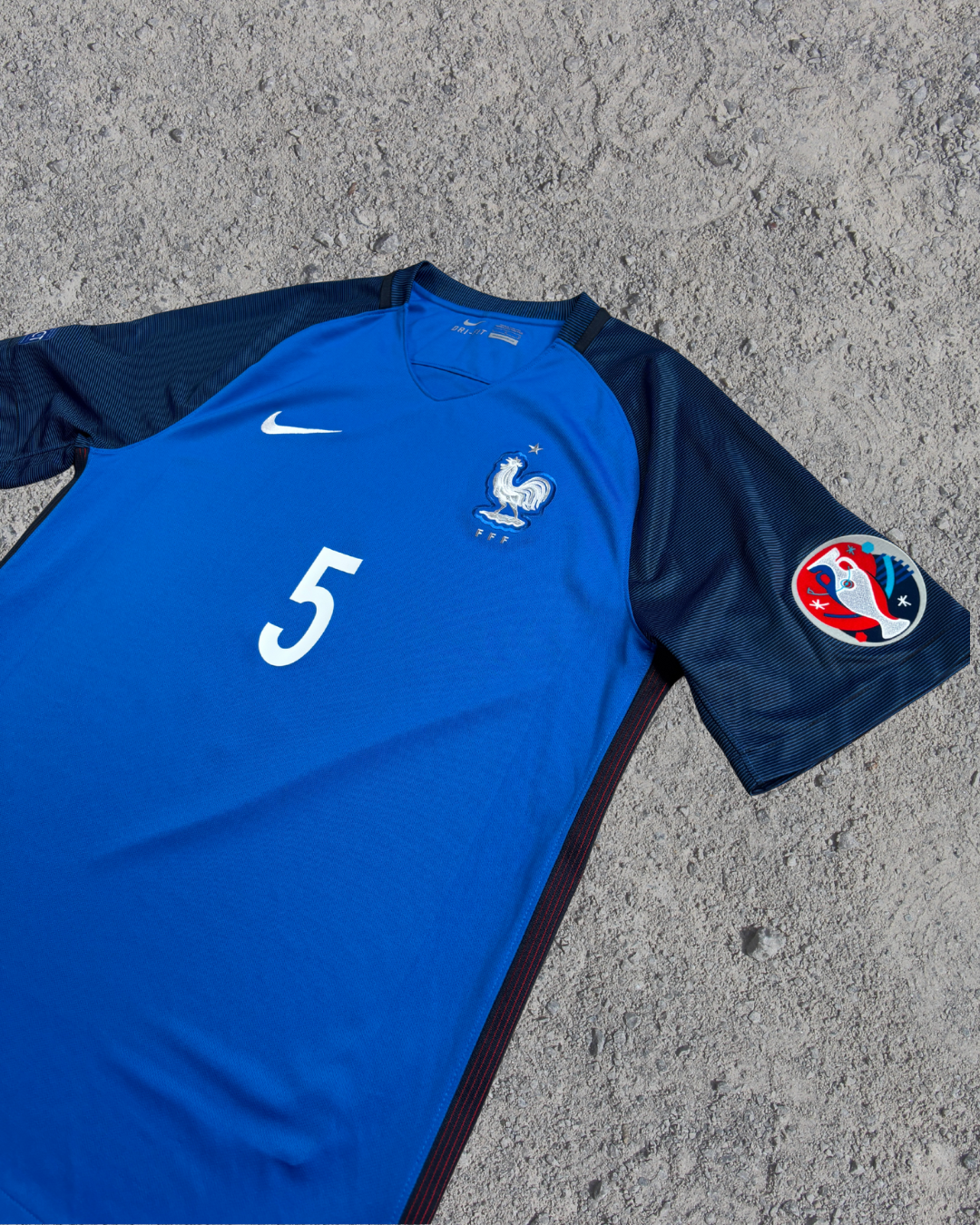 Frankreich Trikot Kante (L) Frankreich Trikot Kante (L)
