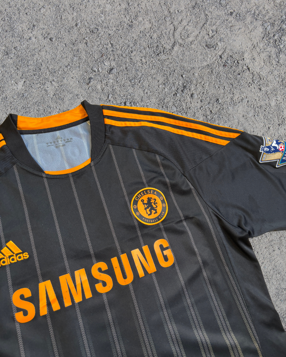 FC Chelsea Trikot Auswärts Drogba (XL) FC Chelsea Trikot Auswärts Drogba (XL)