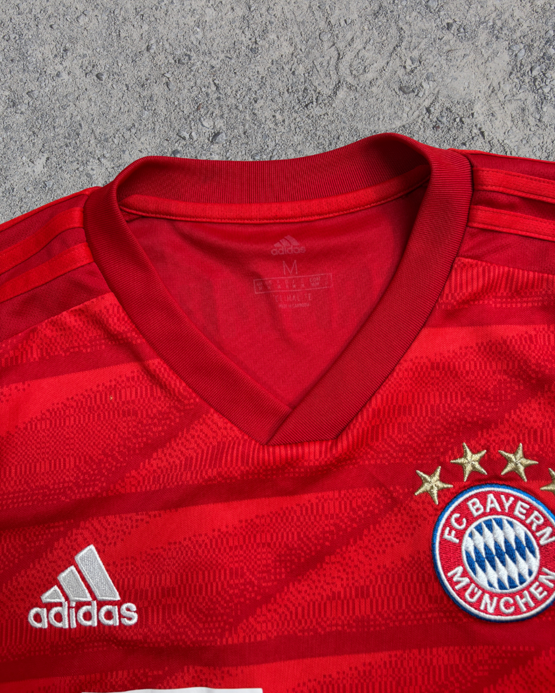 FC Bayern Trikot Ribéry Sondertrikot (M) FC Bayern Trikot Ribéry Sondertrikot (M)