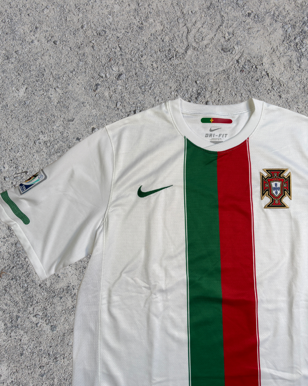 Portugal Trikot Auswärts (L) Portugal Trikot Auswärts (L)