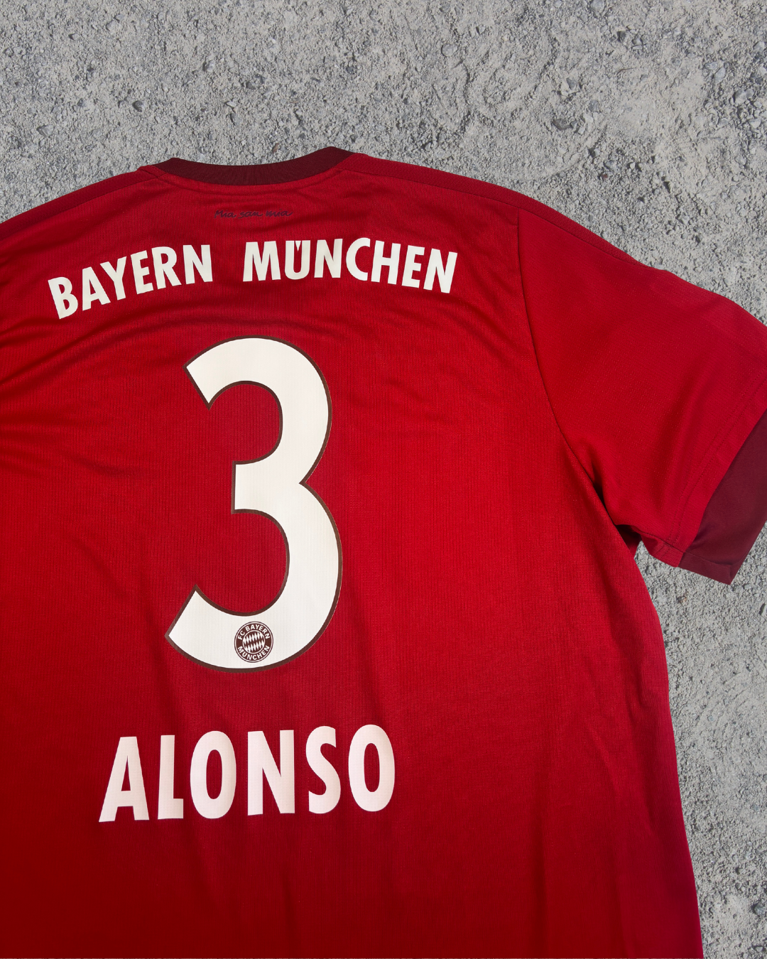 FC Bayern Trikot Alonso (XL)
