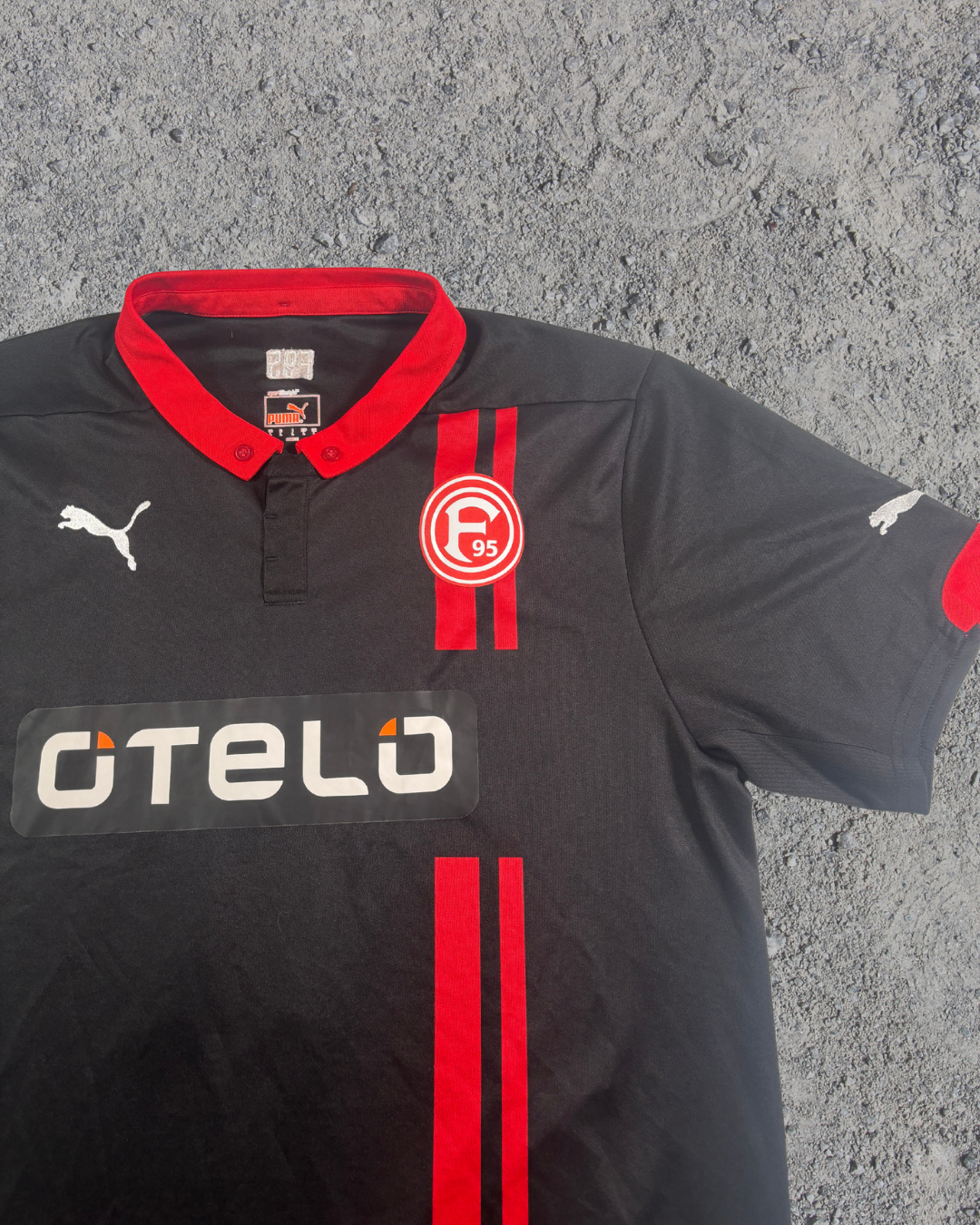 Fortuna Düsseldorf Trikot Auswärts Tah (L)