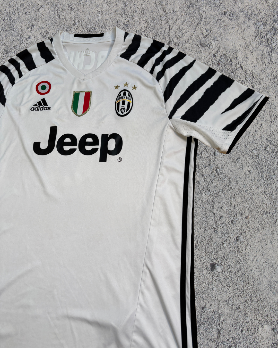 Juventus Turin Trikot Drittes Marchisio (L) Juventus Turin Trikot Drittes Marchisio (L)