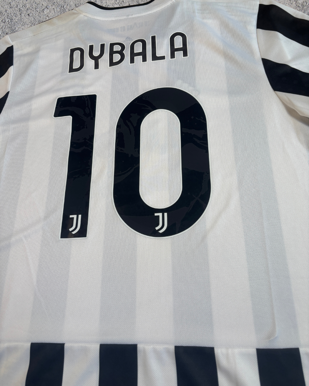 Juventus Turin Trikot Dybala (XL) 