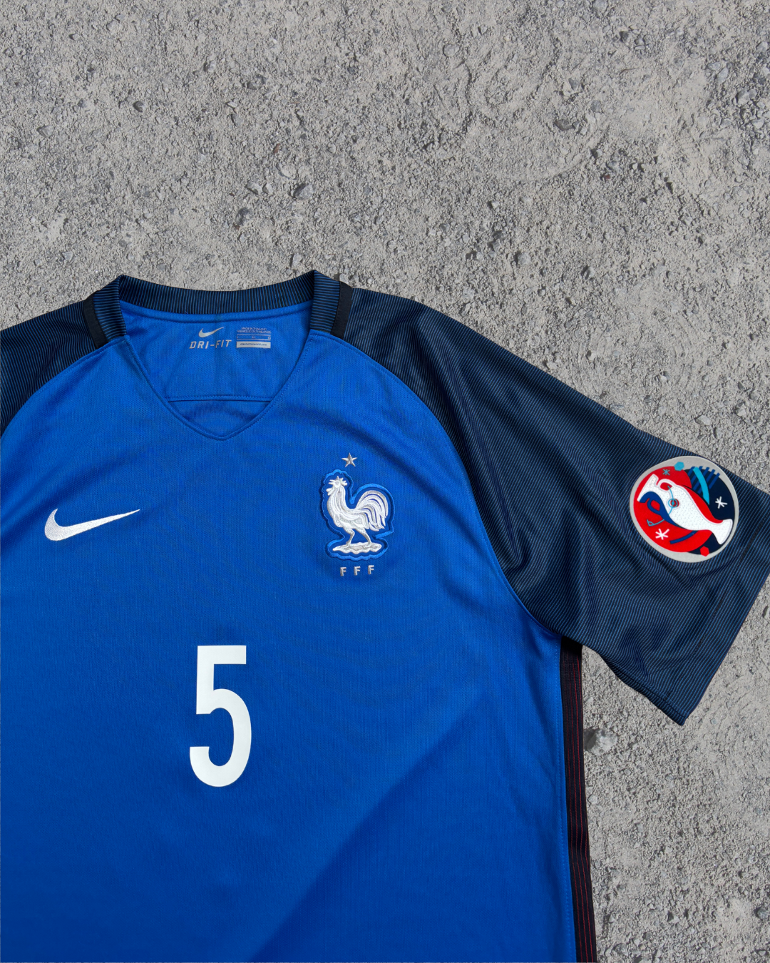 Frankreich Trikot Kante (L) Frankreich Trikot Kante (L)