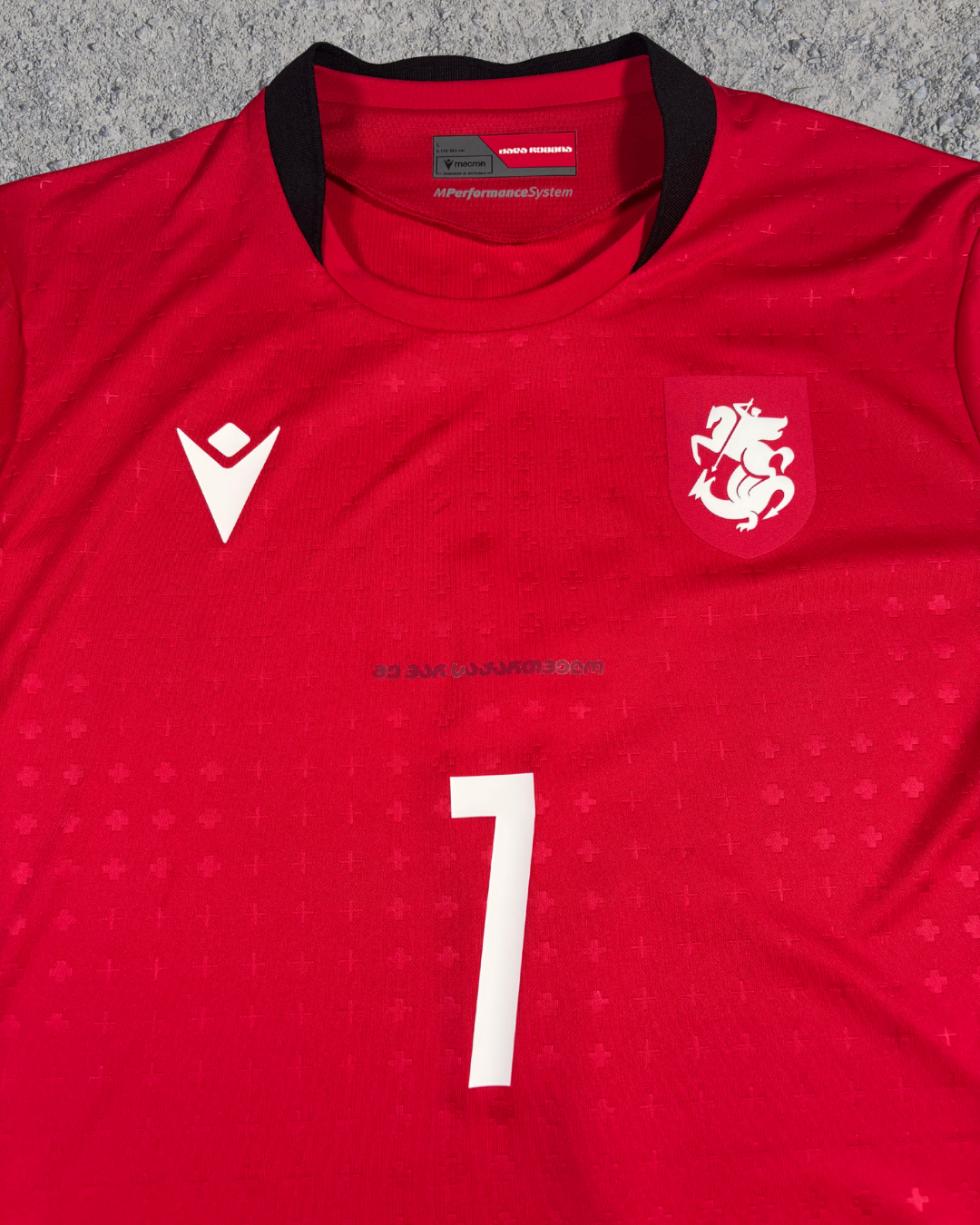 Georgien Trikot Kvaratskhelia (L)