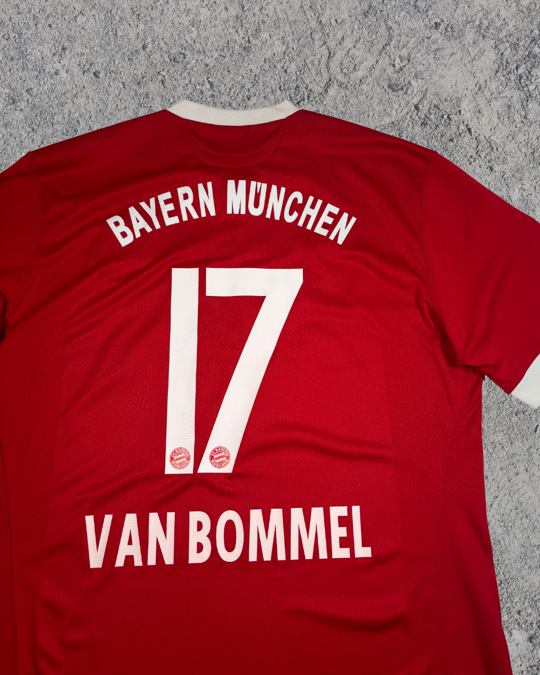 FC Bayern Trikot Van Bommel (XXL)