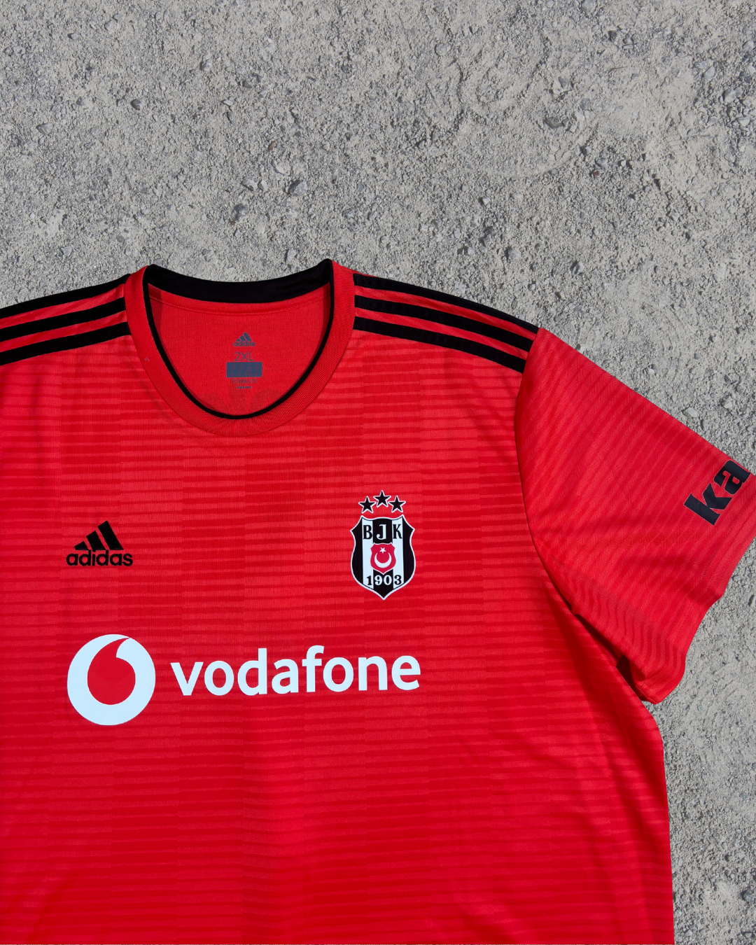 Besiktas Istanbul Trikot Drittes Quaresma (XXL) 