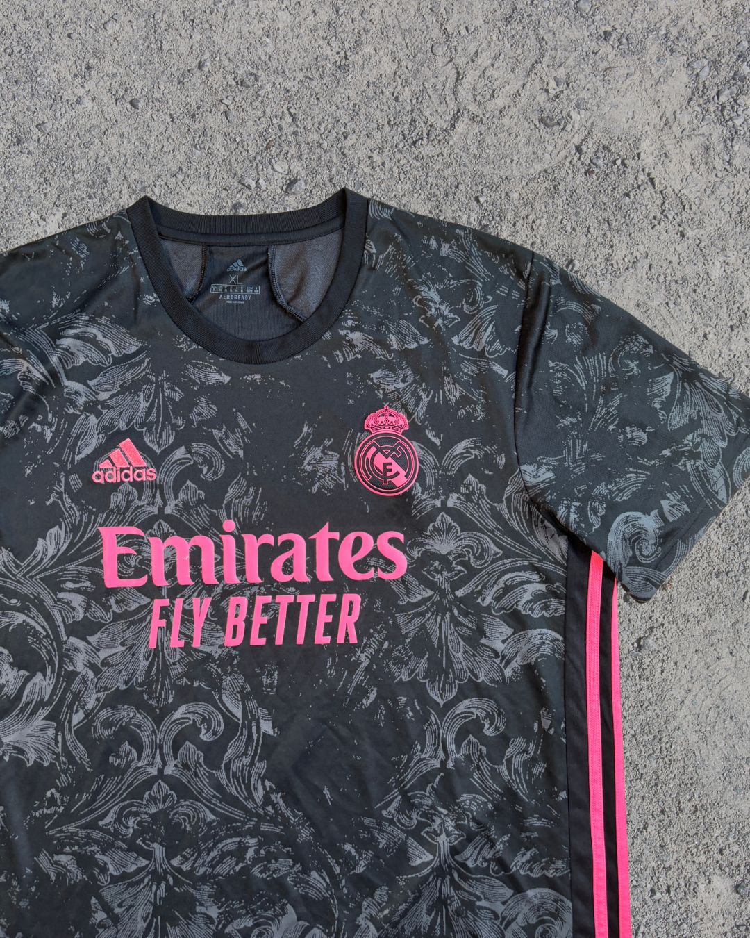 Real Madrid Trikot Drittes Kroos (XL) Real Madrid Trikot Drittes Kroos (XL)